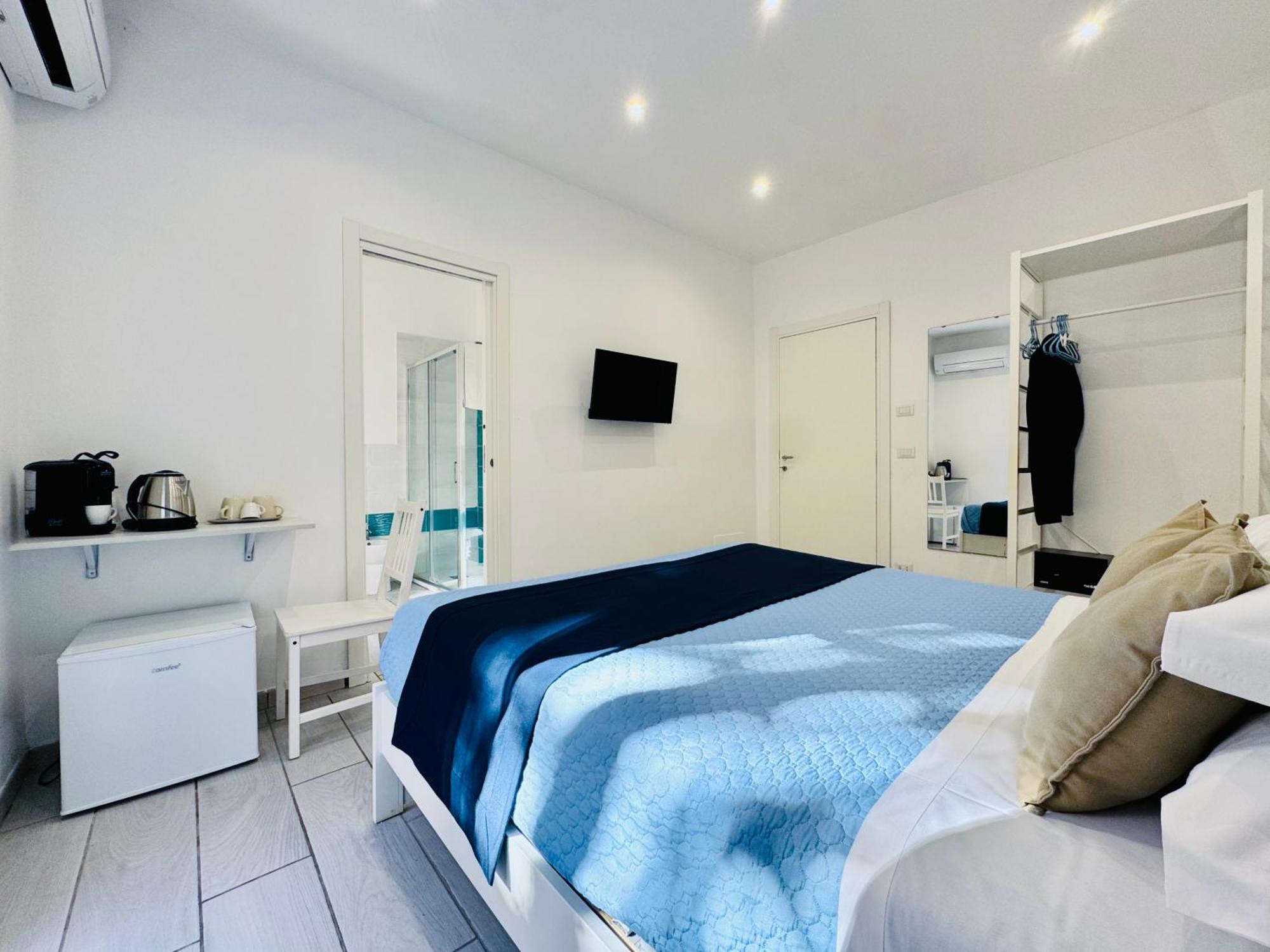 Yourhome - Blue Marina Rooms 索伦托 外观 照片